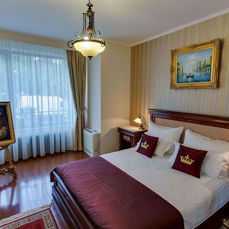 Vila Paris Boutique Hotel Bucarest Chambre photo